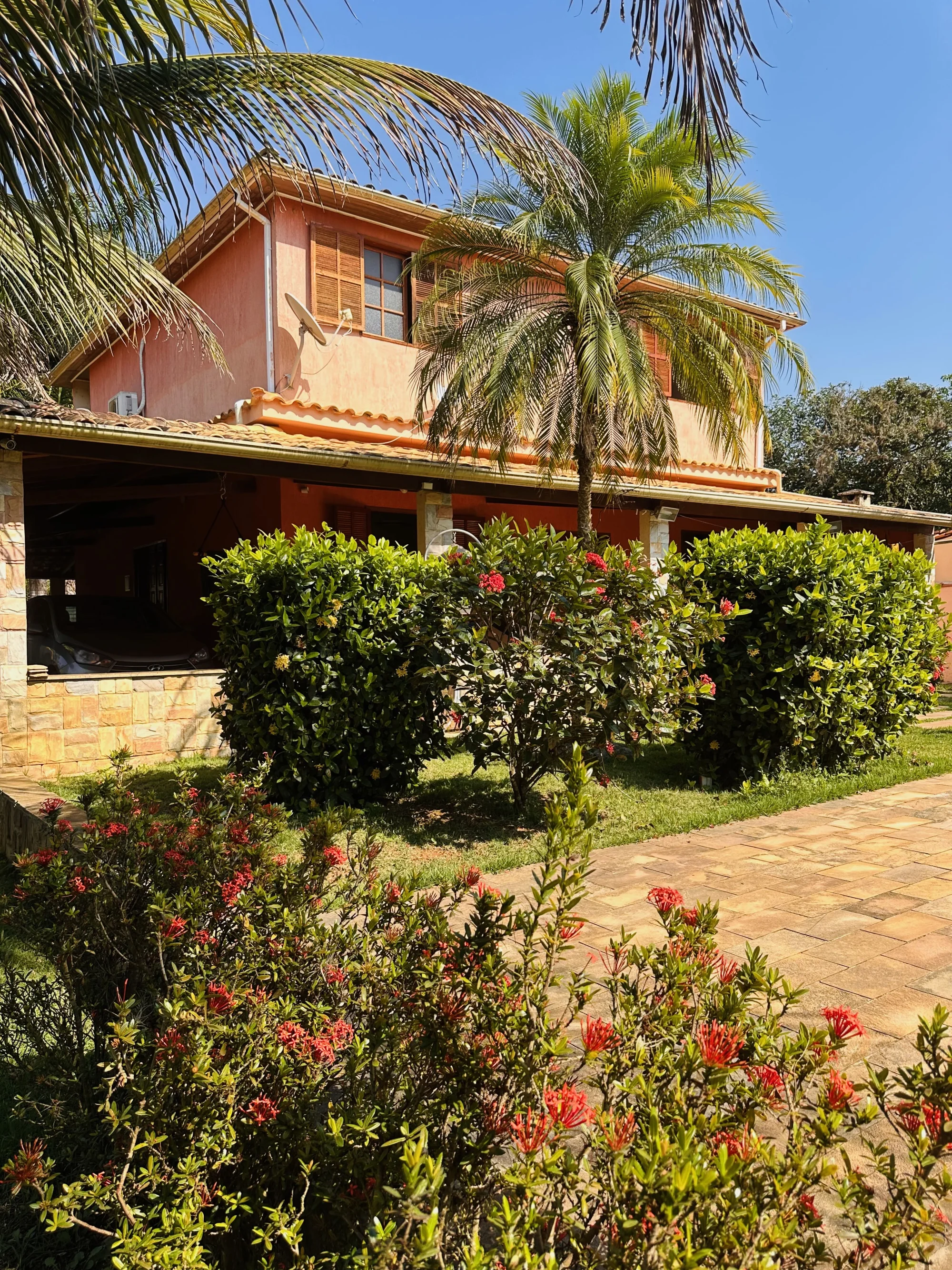 Lateral da casa