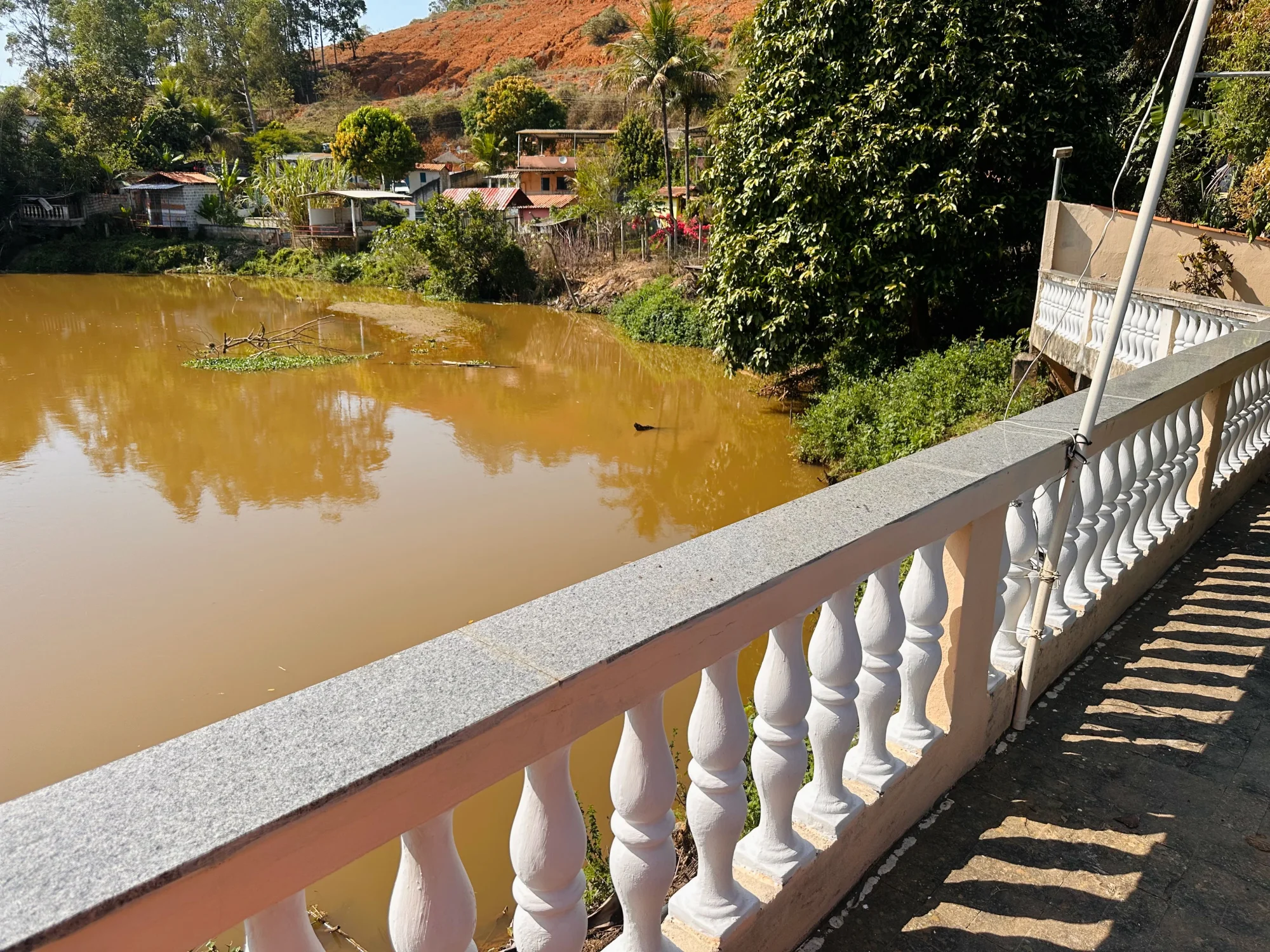 Jardim lateral